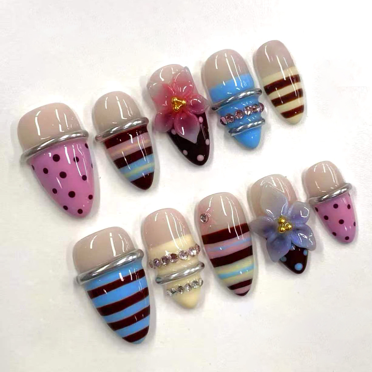 24개입 캣아이 아몬드 프레스온 네일 블랙 폴카 도트  - Nail Art Cat Eye Simple 리뷰 및 가격